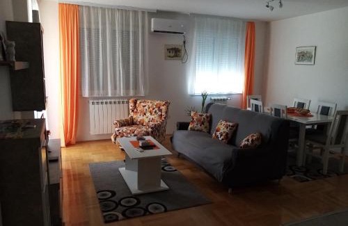 Pirot Apartment | Apartman MACA