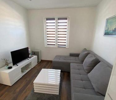 Sestanovac Apartment | Apartman MARA
