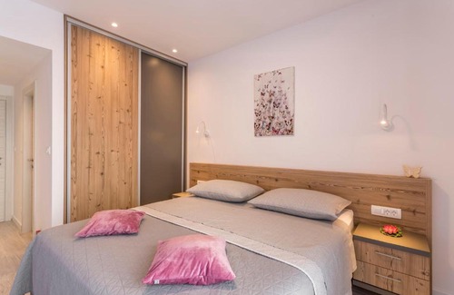 Podstrana Apartment | Apartman Nikola