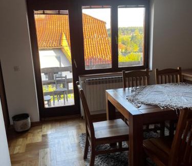 Uzice Apartment | Apartman za odmor BELA