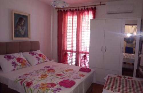 Gradac Apartment | Apartmani Ćubela