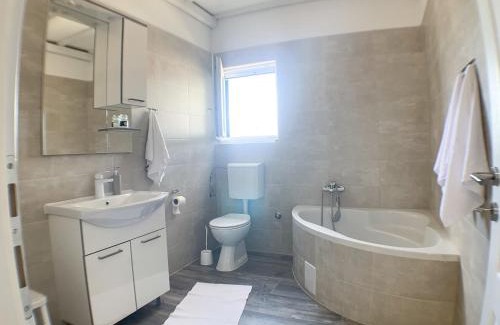 Razanac Apartment | Apartmani Carnizza