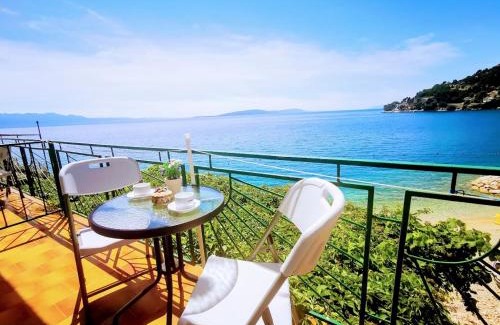 Drvenik Apartment | Apartmani Divić