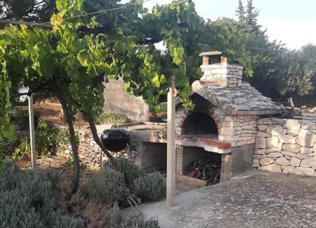 Dol House | Apartmani Ino