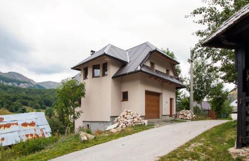 Sarajevo Canton Apartment | Apartmani Jelenača prizemlje