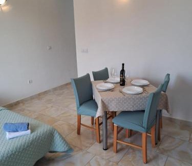 Baska Voda Apartment | Apartmani Sanda