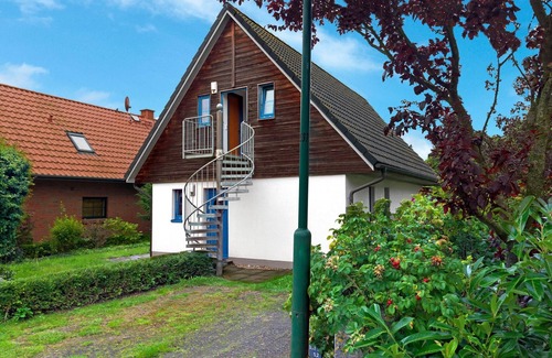Kaltenhof Apartment | Apartment Meerforelle 1 - Beautiful ground floor apartment in Kaltenhof.