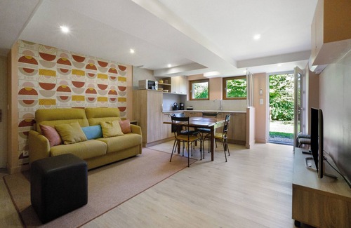 Saint-Jean-de-Maurienne Apartment | Apartment 'Chez Anna' with Mountain View, Wi-Fi and Air Conditioning