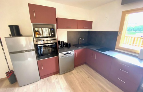 Saint-Jean-de-Maurienne Apartment | Apartment for 4 to 6 people with a 60m² terrace