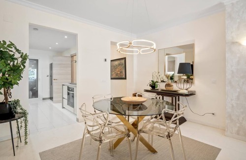 Puerto Banus Apartment | Apartment in Las Gaviotas for 4 people | 2-B04