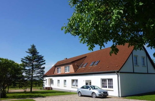 Hohen Niendorf Apartment | Apartment 1 - Apartment Hohen Niendorf near Kühlungsborn