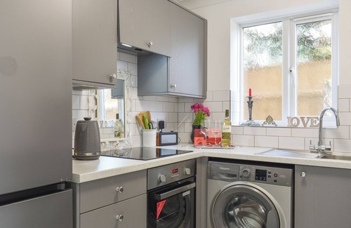 Poole Cottage | Apartment 1 - UK42622