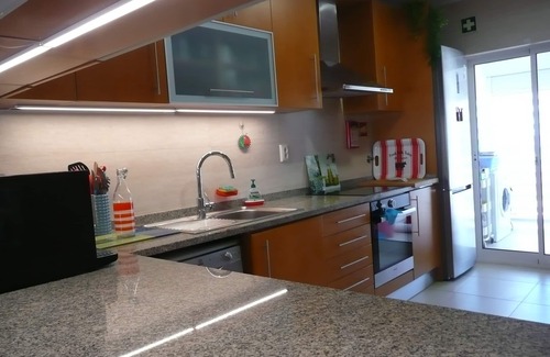 Fuseta Apartment | Apartment 100m² seaside view private parking, swimming pool. To reserve