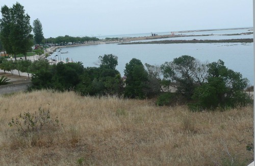 Fuseta Apartment | Apartment 100m² seaside view private parking, swimming pool. To reserve