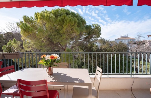 La Plage Apartment | Apartment 104 m2 standing 500m from beaches, 1Km from Ballet Nat de Marseille