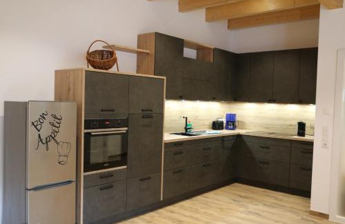 Menslage Apartment | Apartment 1901