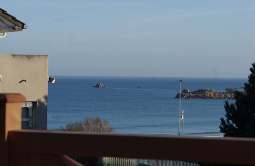 Trevou-Treguignec Apartment | Apartment 2-6 pers panoramic sea views, beach 50m