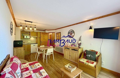 Valloire Apartment | Apartment 2 rooms 3* - 4 beds - Footpath - Wifi - Swimming pool