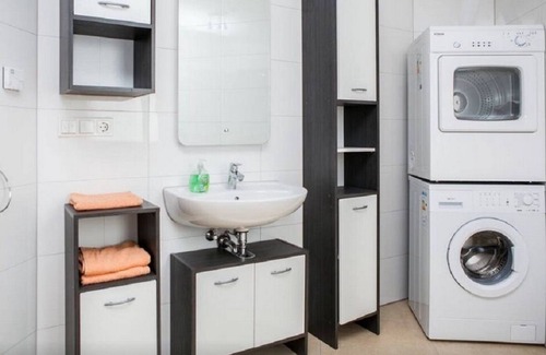 Kernstadt Condo | Apartment 3 bedrooms with balcony