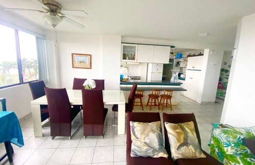 Tonsupa Apartment | Apartment 4 rooms 8 people sea view 2nd floor in Playa Almendro, Tonsupa