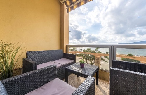 Propriano Apartment | Apartment 55 m² - Residence La Colomba-2 rooms 4 people - 30 m from the beach.