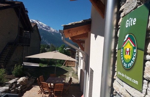 Sollieres-Sardieres Cottage | Apartment 6 persons "la Parrachée" 4 stars