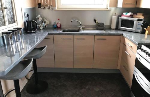 Kirkwall Apartment | Apartment 76