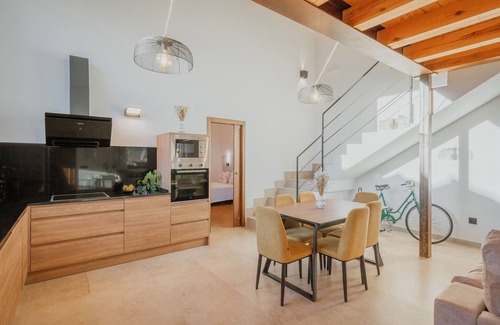 Aldeasaz Apartment | Apartment 'Acebos' with Mountain View, Wi-Fi and Air Conditioning