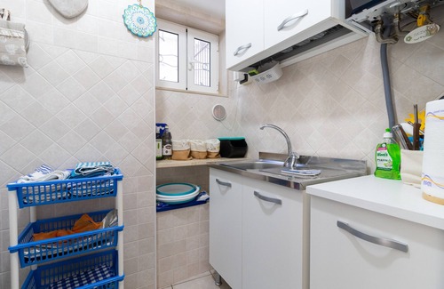 Giovinazzo Apartment | Apartment 'Acquamarina' with Sea View, Balconies & Wi-Fi