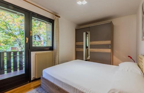 Carisolo Apartment | Apartment Al Parco by Interhome