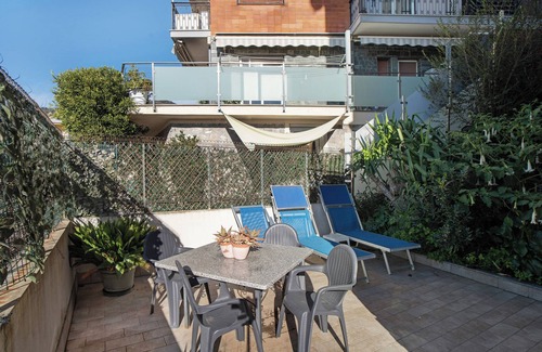 Alassio Apartment | Apartment 'Alassio Mare E Non Solo' with Sea View, Wi-Fi and Air Conditioning