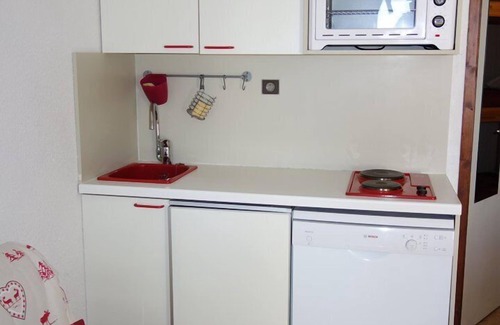 Eclose-Ouest Apartment | APARTMENT ALPE Dhuez DISTRICT Passeaux