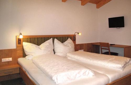 Fendels Apartment | Apartment Alpenherz-3 by Interhome