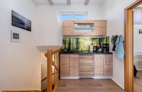 Klinga Apartment | Apartment 'Am See' with Private Terrace, Wi-Fi and Air Conditioning