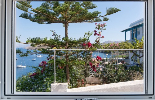 Leros Apartment | Apartment "Anna House" with Sea View, Garden & Wi-Fi