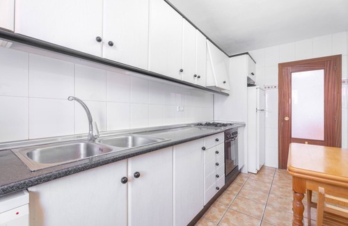 Culla House | Apartment 'Antiga Escola De Molinell' with Mountain View, Private Terrace and Private Garden