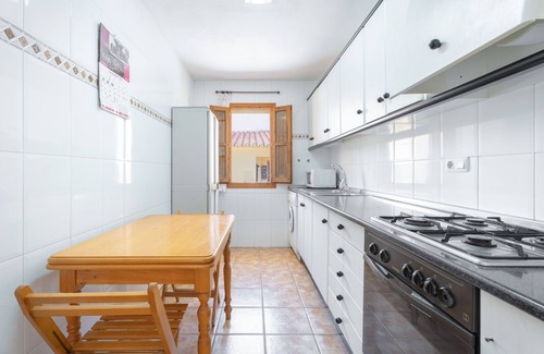 Culla House | Apartment 'Antiga Escola De Molinell' with Mountain View, Private Terrace and Private Garden