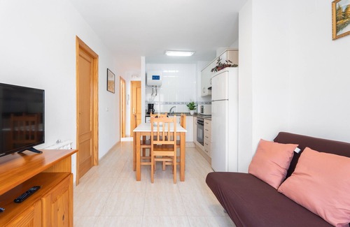 Benafer Apartment | Apartment 'Apartamento Benafer I' with Balcony