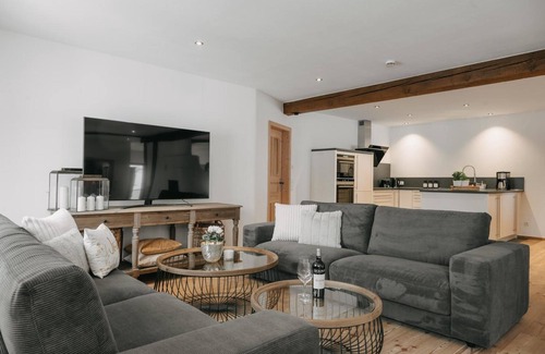 Weitnau Apartment | Apartment 'Apartments Hauchenberg' with Mountain View, Private Terrace and Wi-Fi