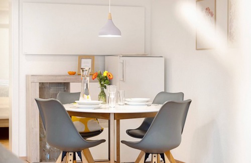 Gemarkung Tieringen Apartment | Apartment 'Apfelwiese' with Private Terrace, Private Garden and Wi-Fi