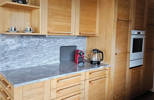 Ruetli Apartment | Apartment Arnika – stunning lake & mountain view, extraordinary