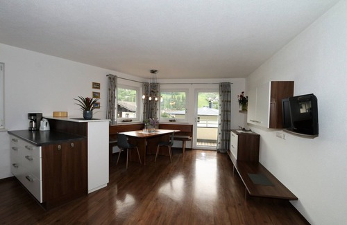 Laimach Apartment | Apartment in Hippach near Mayrhofen Ski Area