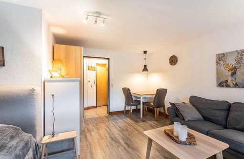 Elleringhausen Apartment | Apartment 'Auszeit' with Mountain View, Balcony and Wi-Fi