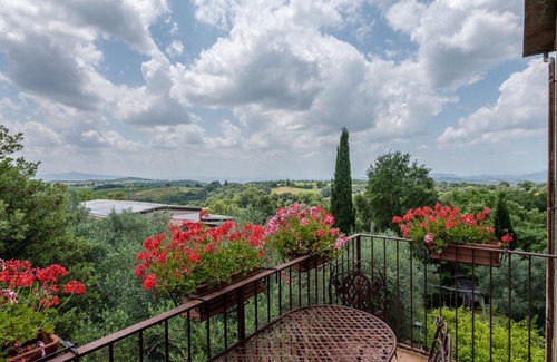 Poggi del Sasso Apartment | Apartment Bandiera by Interhome