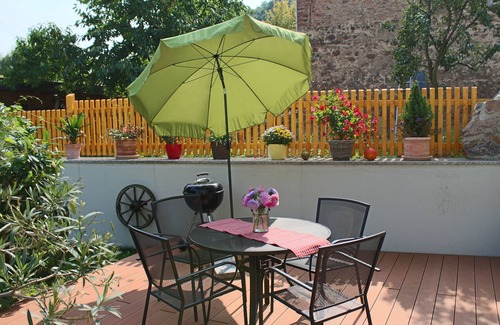 Meissen Apartment | Apartment "Bauernstube" with pool and sauna use on a restored 3 side courtyard