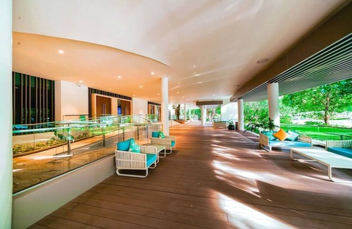 Maribago Apartment | Apartment Beachfront Cebu Luxury Balcony Breakfast Included