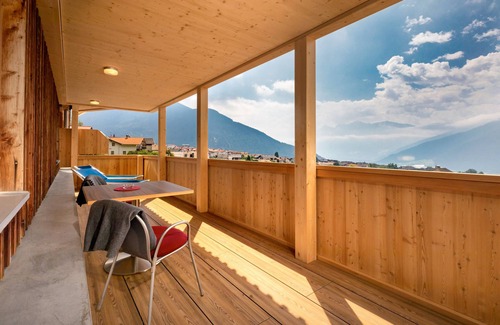Burgusio Apartment | Apartment 'Bergfreiheit 2' with Mountain View, Shared Terrace and Wi-Fi