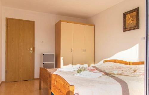 Ankaran Apartment | Apartment between the vineyard