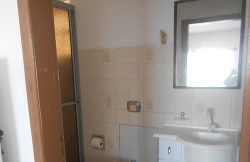 Enseada Apartment | Apartment facing the sea, holds up to 8 people.