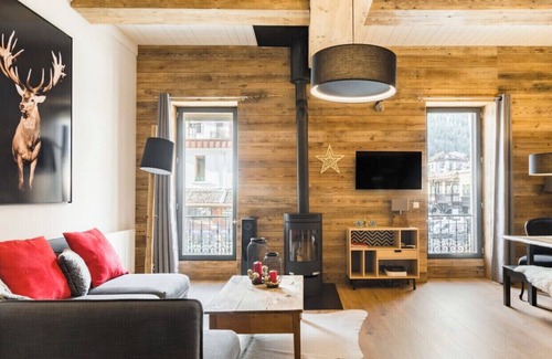Chamonix City Centre Apartment | Apartment. Chamonix center